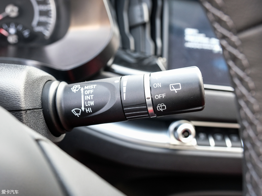 2018�����H2s �{�� 1.5T �քӾ�Ӣ��