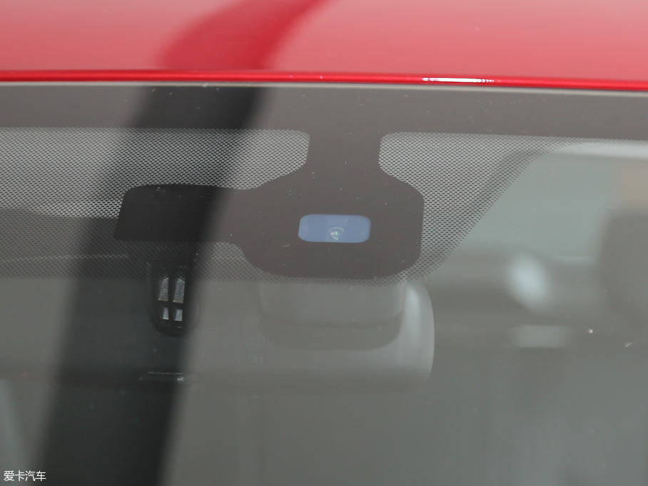 2018�����H2s �{�� 1.5T �ԄӺ��A��