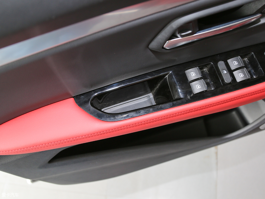 2018H2s { 1.5T ԄӺA