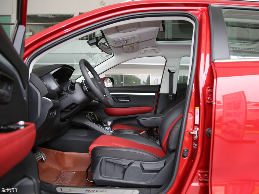 2018�����H2s �{�� 1.5T �ԄӺ��A��