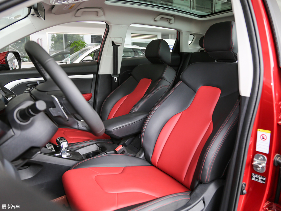 2018�����H2s �{�� 1.5T �ԄӺ��A��