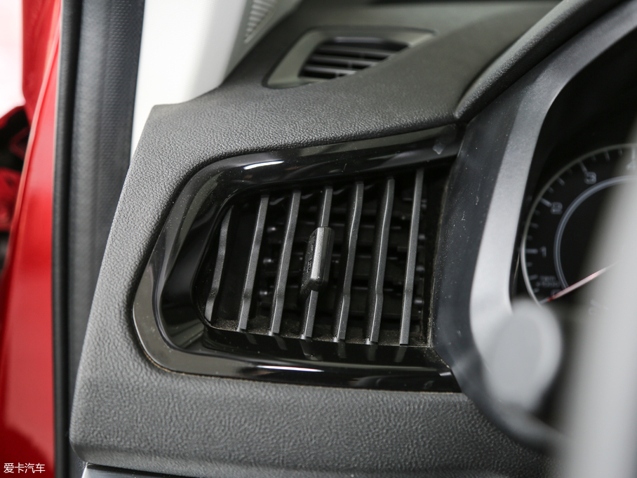 2018H2s { 1.5T ԄӺA