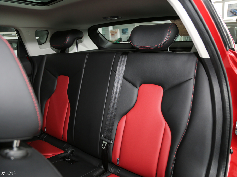 2018H2s { 1.5T ԄӺA