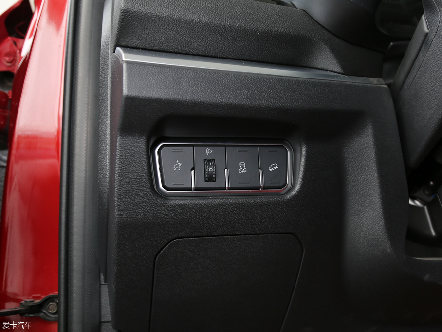 2018H2s { 1.5T ԄӺA