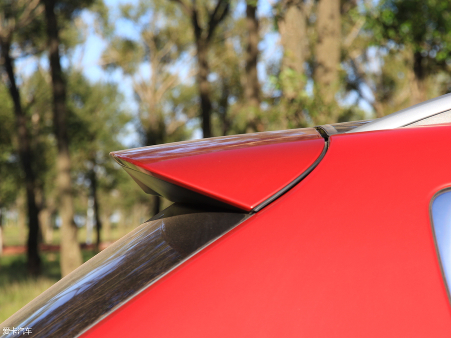 2018�����H2s �{�� 1.5T �Ԅ�������