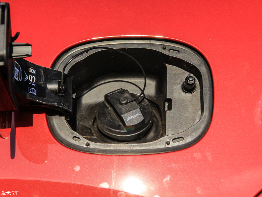 2018�����H2s �{�� 1.5T �Ԅ�������