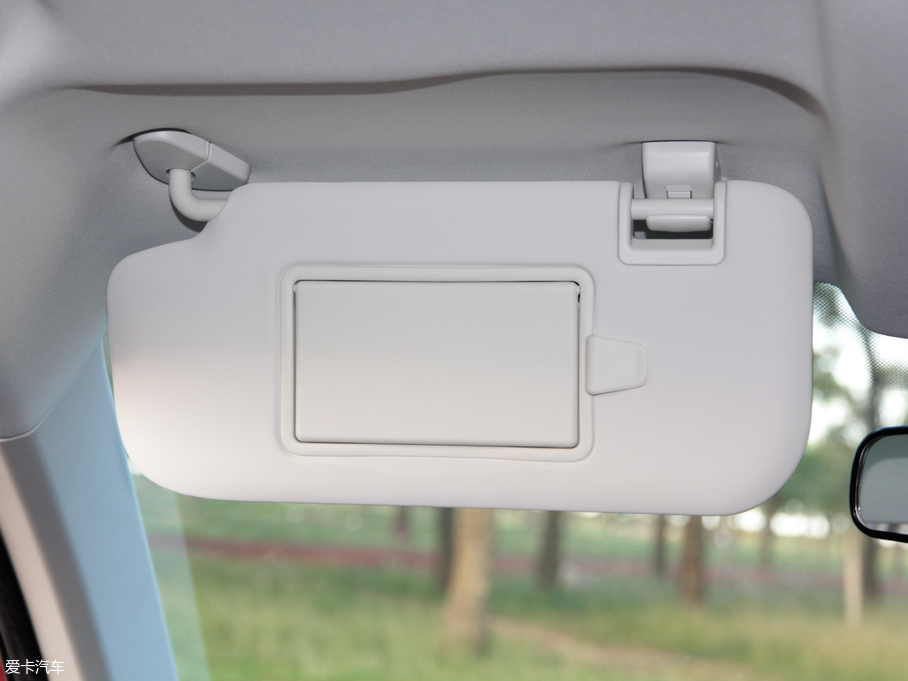 2018�����H2s �{�� 1.5T �Ԅ�������