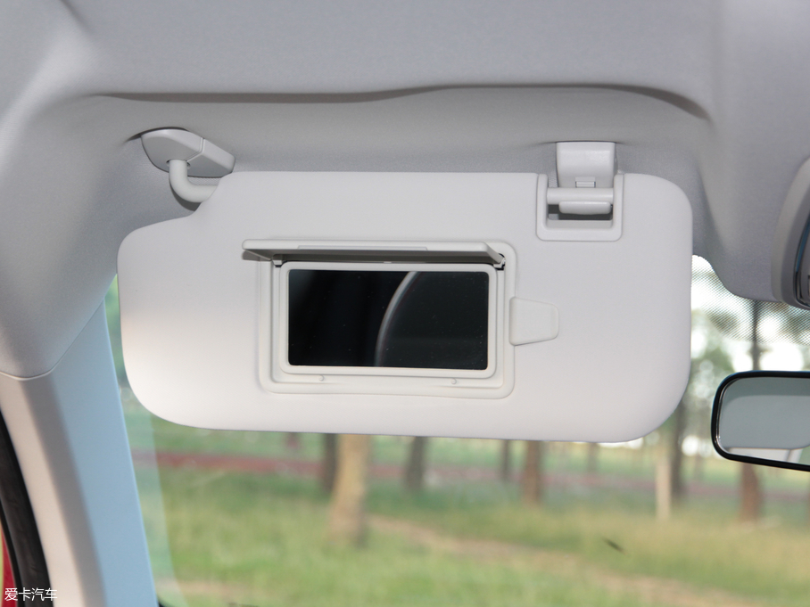 2018�����H2s �{�� 1.5T �Ԅ�������