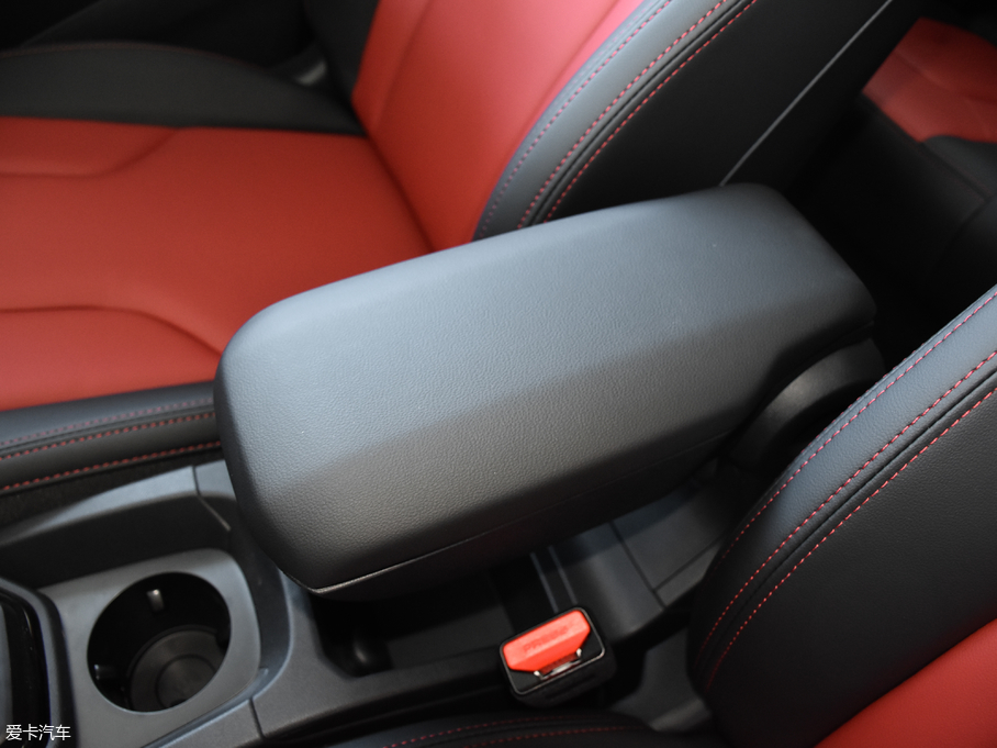 2018�����H2s �t�� 1.5T �Ԅ��L����