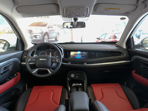 2018款蓝标 1.5T 自动精英型 内饰全景