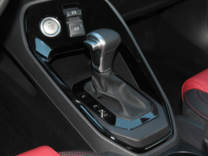2018款蓝标 1.5T 自动智尚型 换挡杆