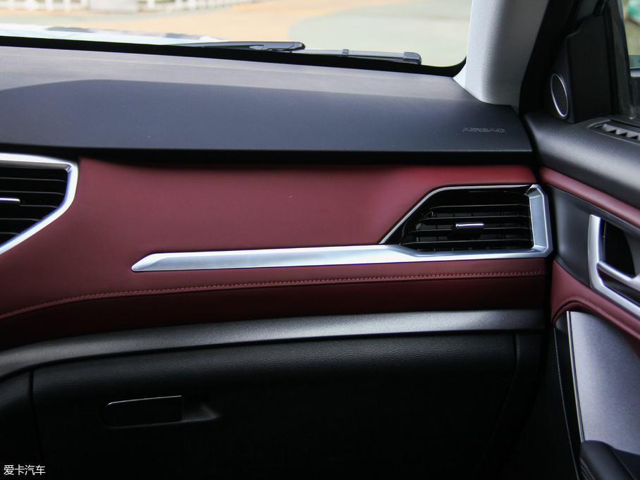 2018�����H6 Coupe �t�� 1.5T �ԄӃ�򌳬����