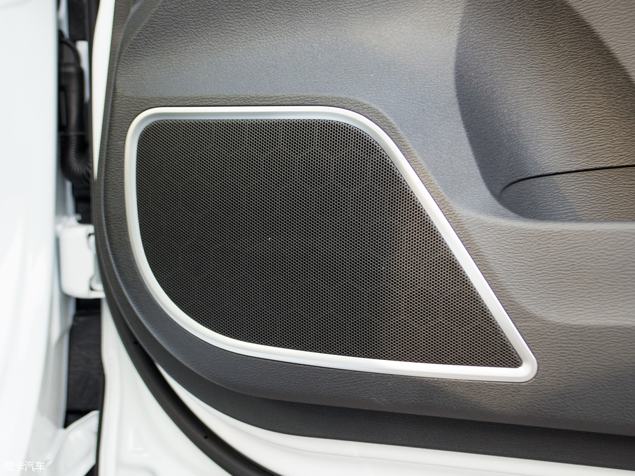 2018H6 Coupe { 1.5T ԄӃ򌳬