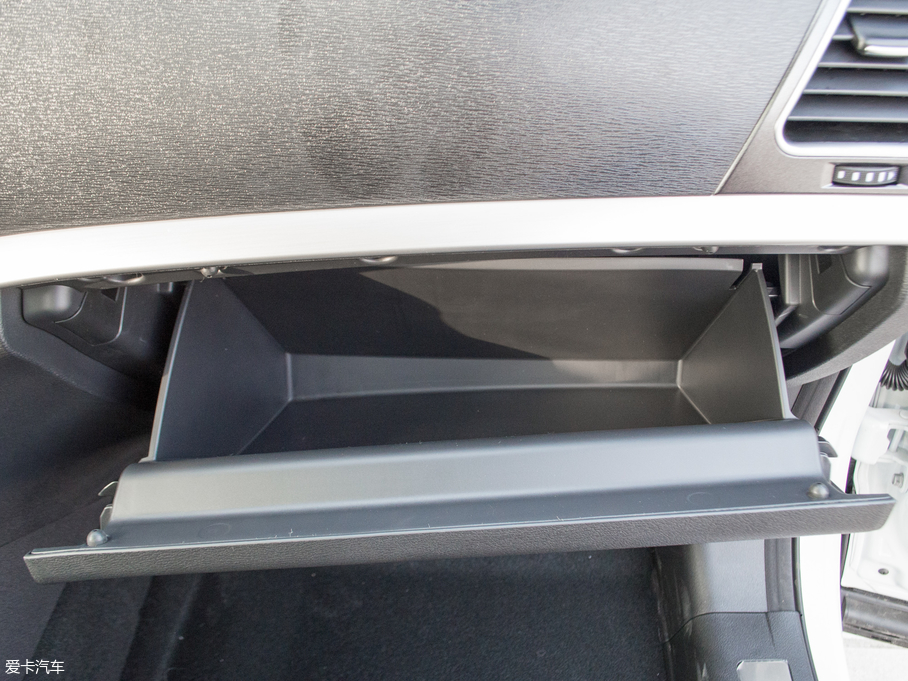 2018H6 Coupe { 1.5T ԄӃ򌳬