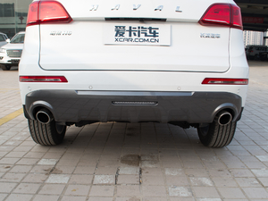 2018款蓝标 1.5T 自动两驱超豪型 排气管
