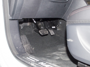 2018{ 1.5T ԄӃ򌳬 g