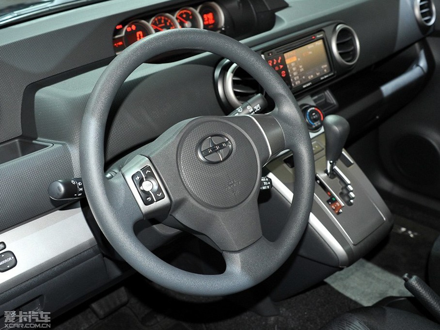 2012Scion xB 