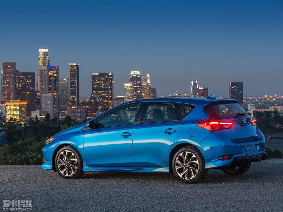 2016Scion iM 