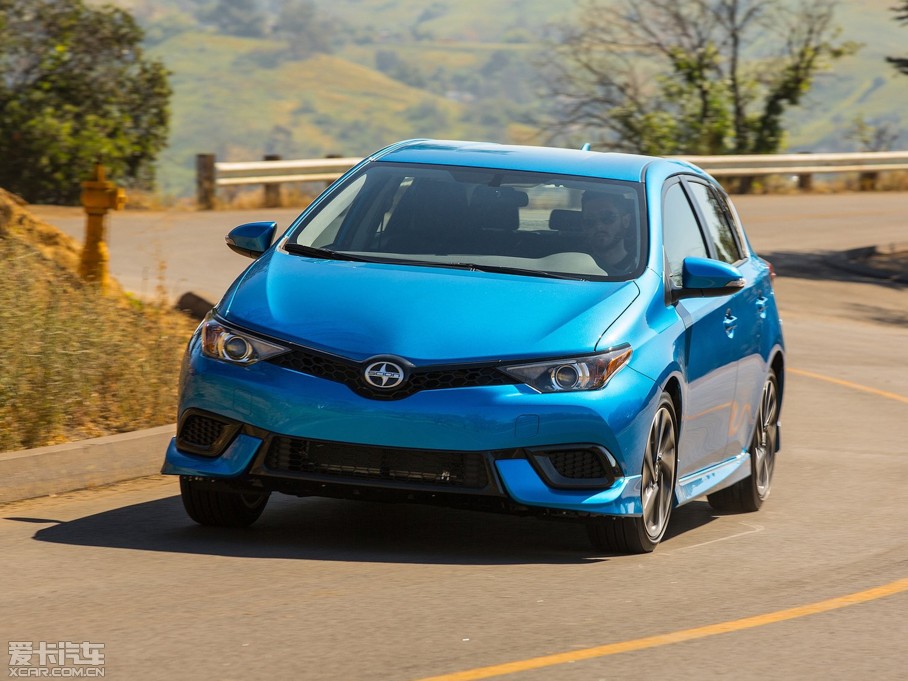 2016Scion iM 