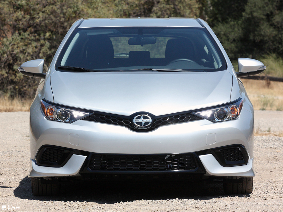 2016Scion iM 
