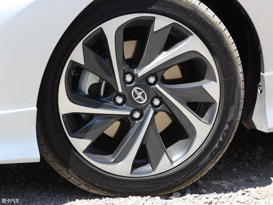 2016��Scion iM ������