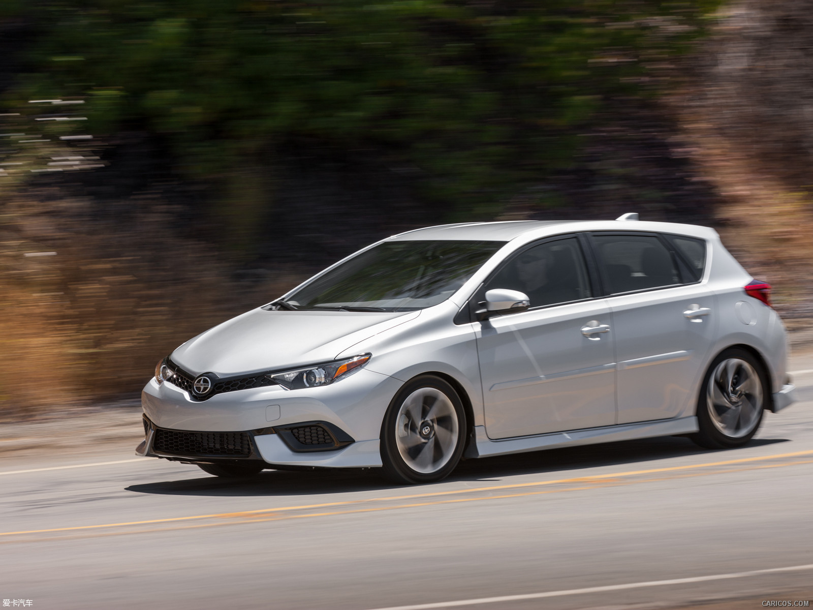2016Scion iM 