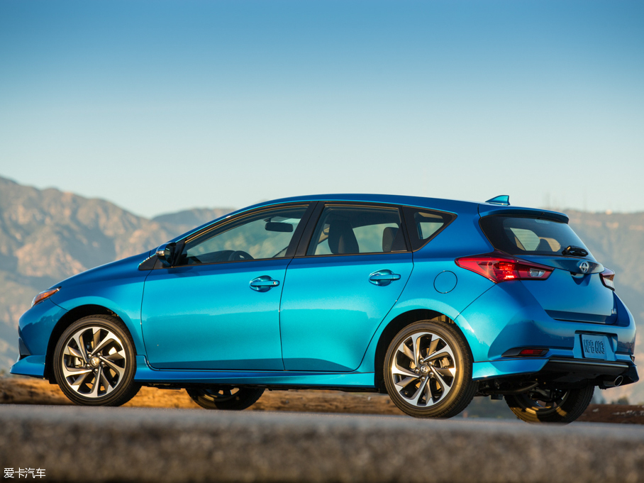 2016Scion iM 