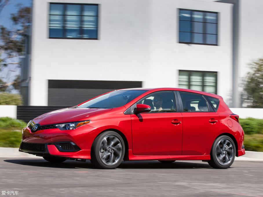 2016Scion iM 