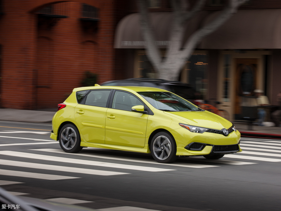 2016Scion iM 
