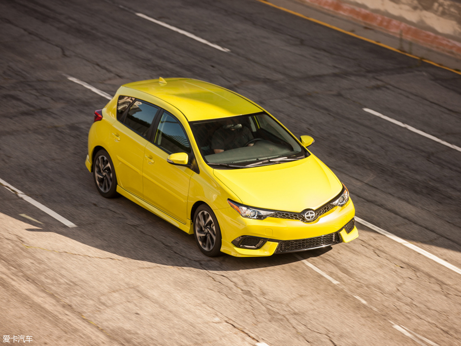 2016Scion iM 