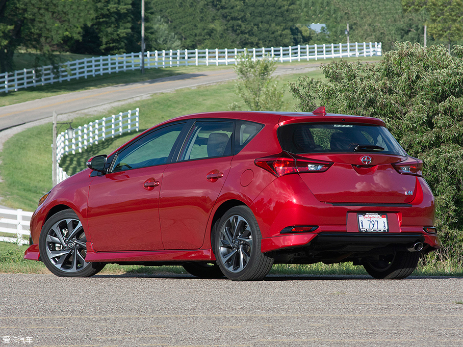 2016Scion iM 
