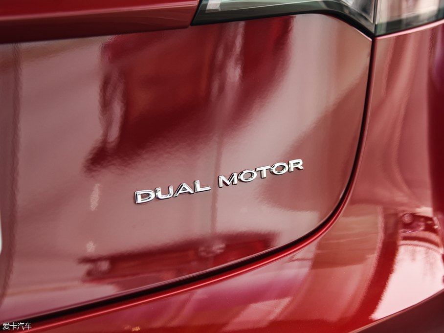 2019Model 3(M) Lm(x)ȫ݆(q)Ӱ