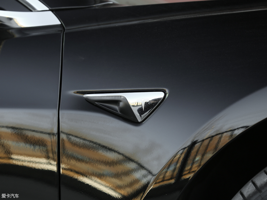 2019Model 3(M) Lm(x)ȫ݆(q)Ӱ