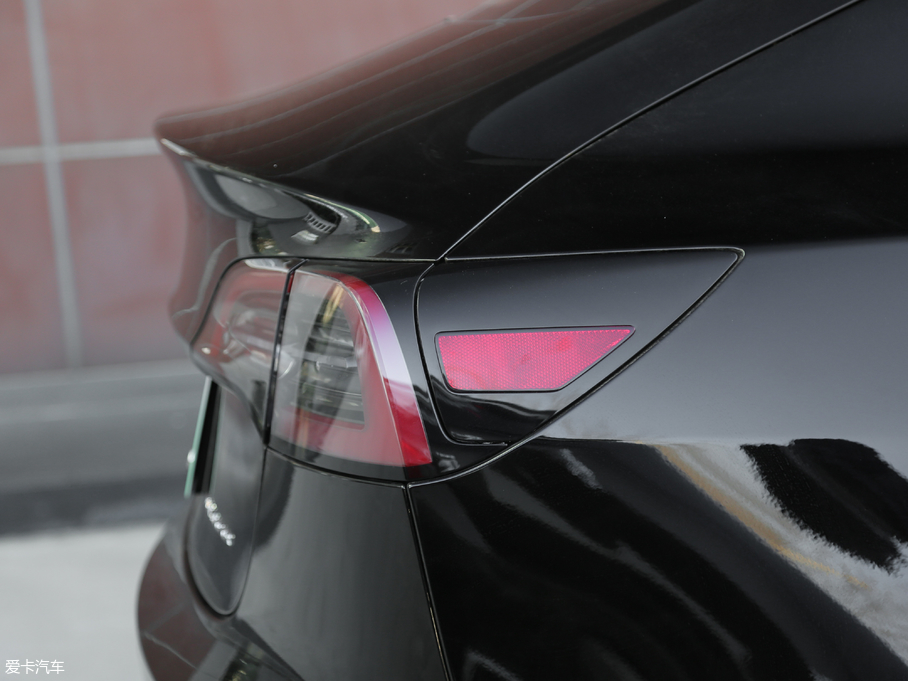 2019Model 3(M) Lmȫ݆Ӱ