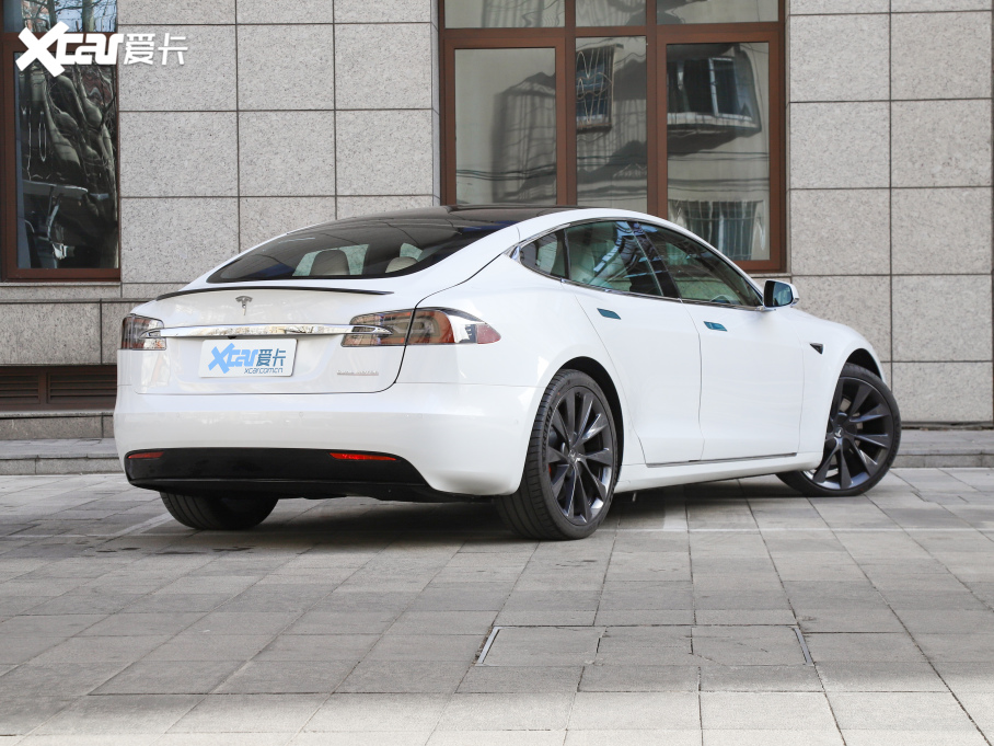 2020MODEL S Performance ܰ