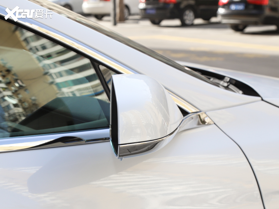 2020MODEL S Performance ܰ