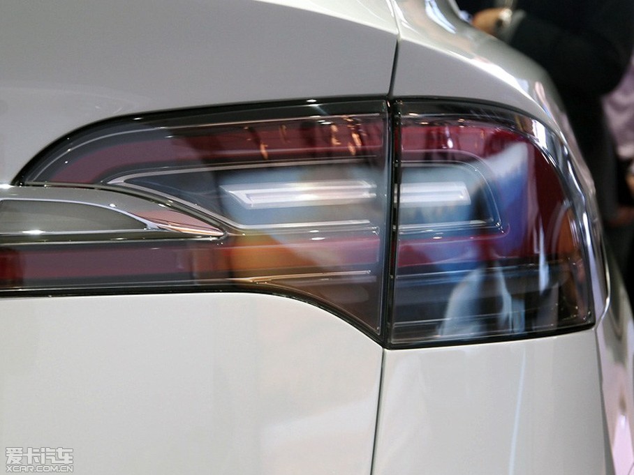 2012��MODEL X ������