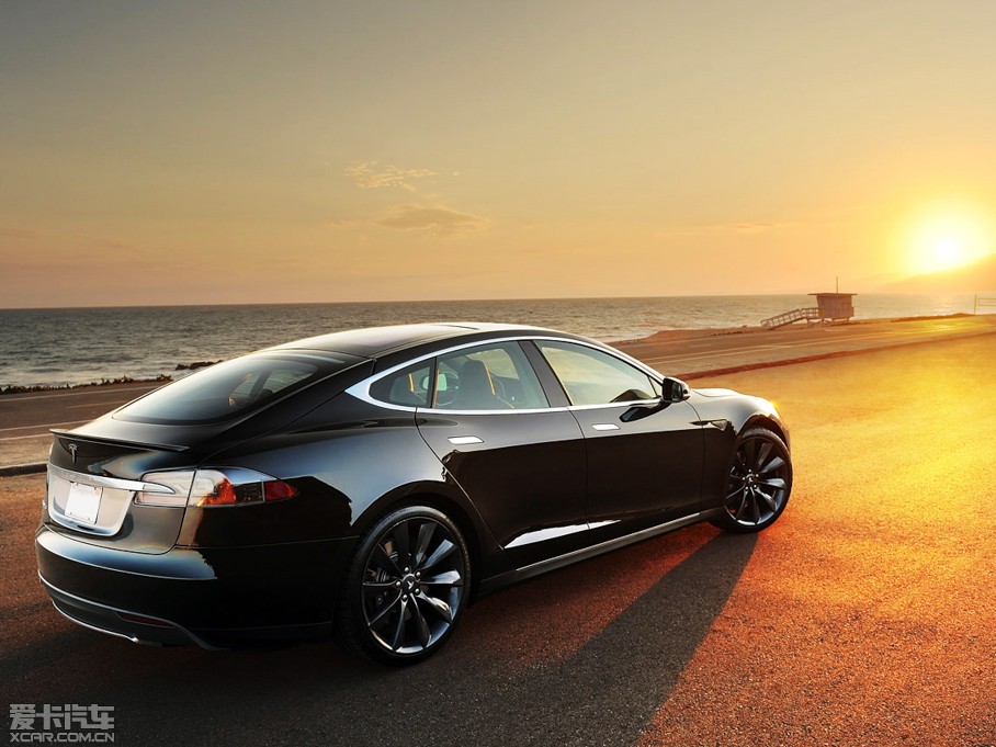 2014MODEL S 85