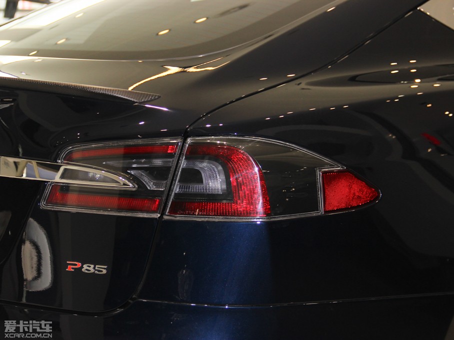 2014MODEL S P85