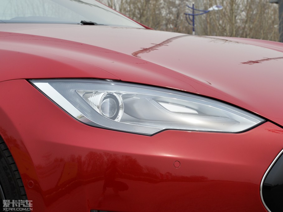 2015MODEL S P85D