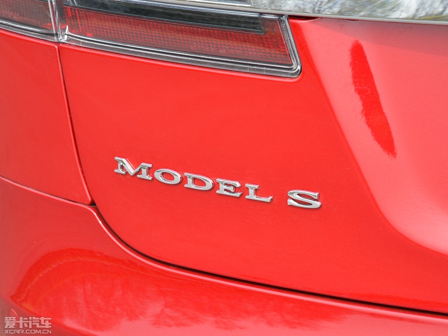 2015MODEL S P85D