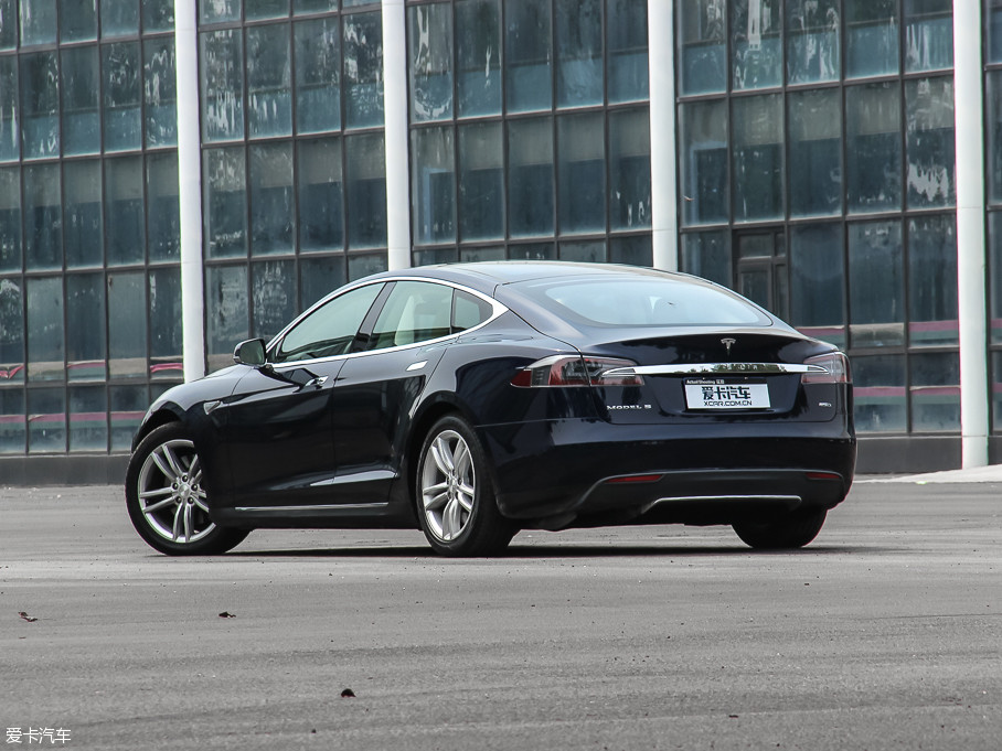 գӺýϤ˹ƻƳ¿MODEL S³Ͻһı仯4Ѯʽ