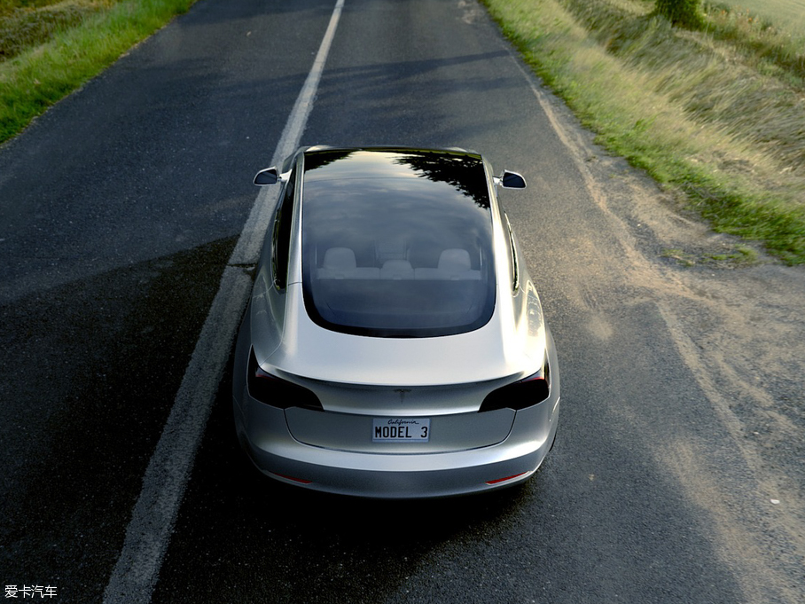 2016��Model 3(�M��) ������