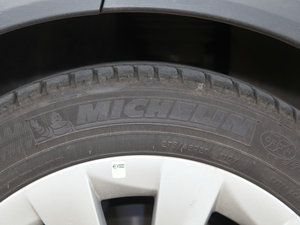 2016P100D Performanceܰ (ji)^