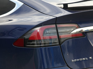 2016P100D Performanceܰ (ji)^