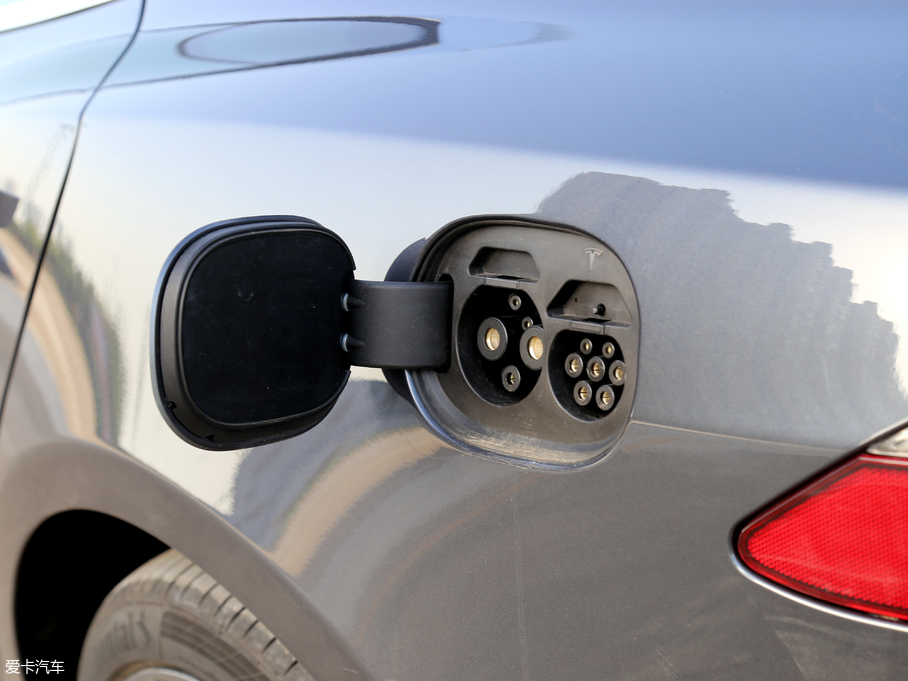 2017MODEL S P100D Performanceܰ