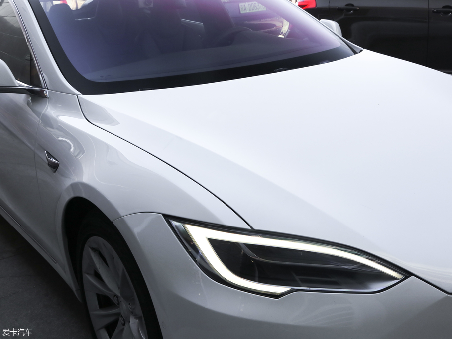 2017MODEL S 100D Lm(x)