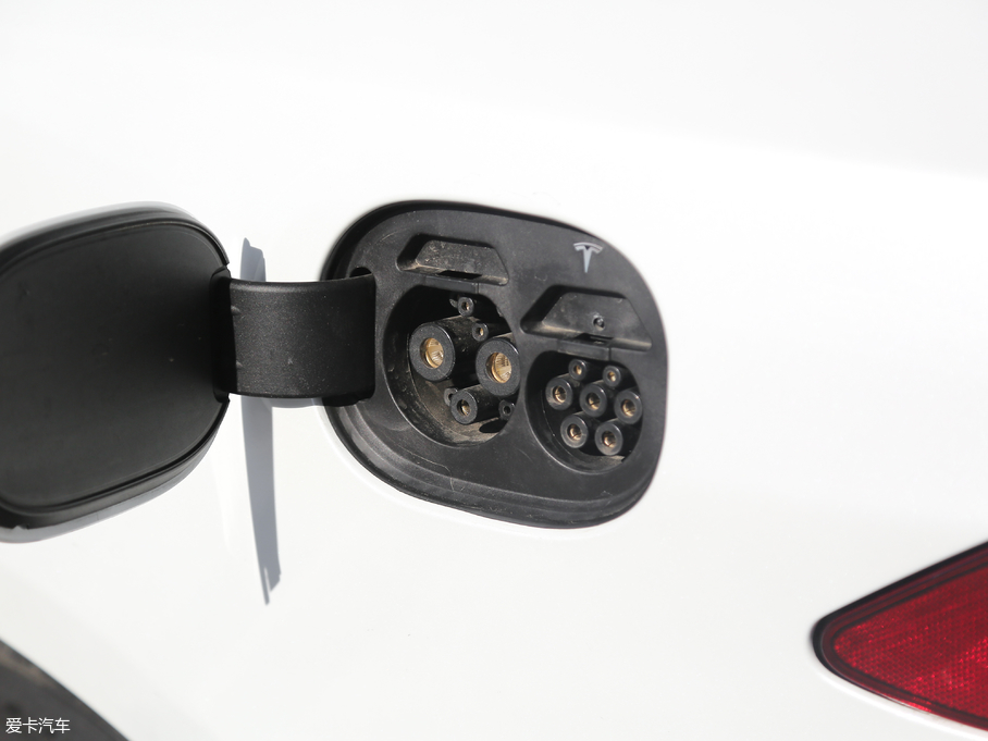 2017MODEL S 100D L(zhng)m(x)