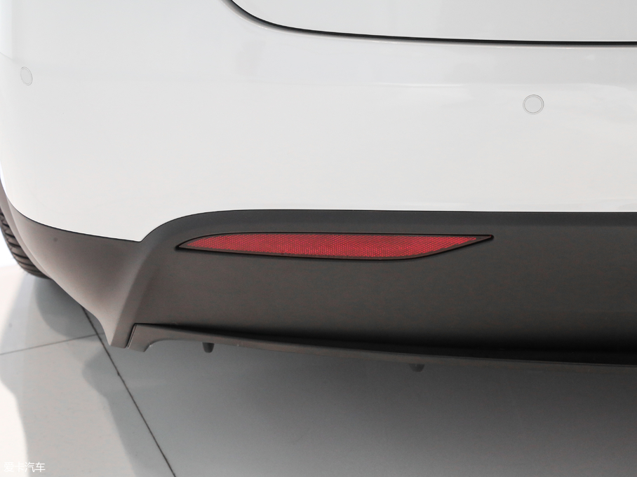 2018��MODEL X ������