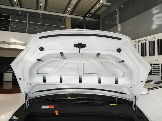TESLA2018MODEL X